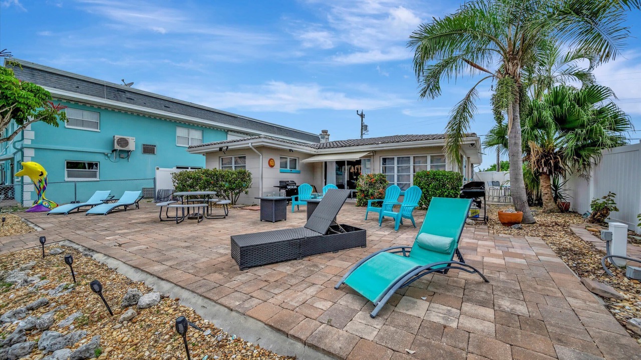 Photo of Patio Balcony in Treasure Island