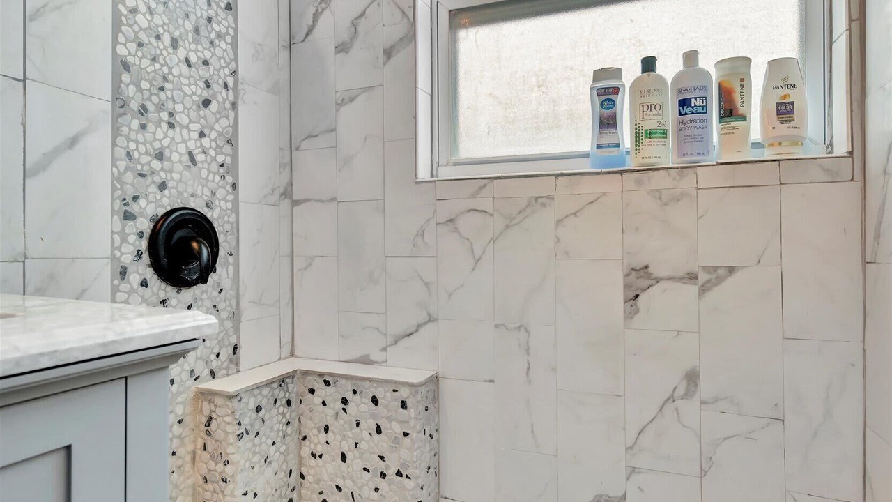 Photo of Bathroom in Treasure Island