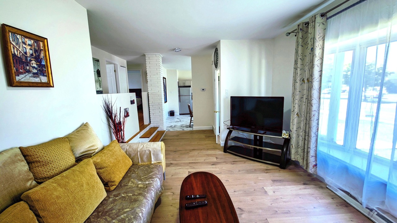 Photo of Livingroom in Saint-Hubert