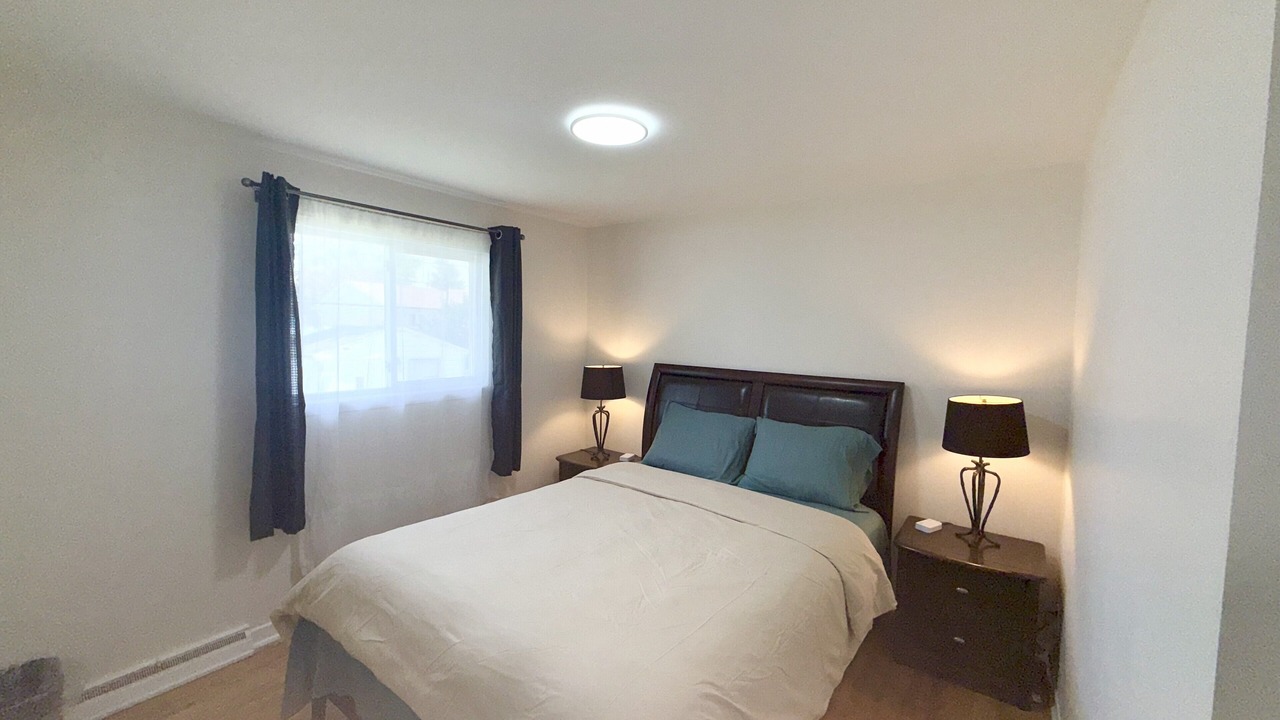 Photo of Bedroom in Saint-Hubert