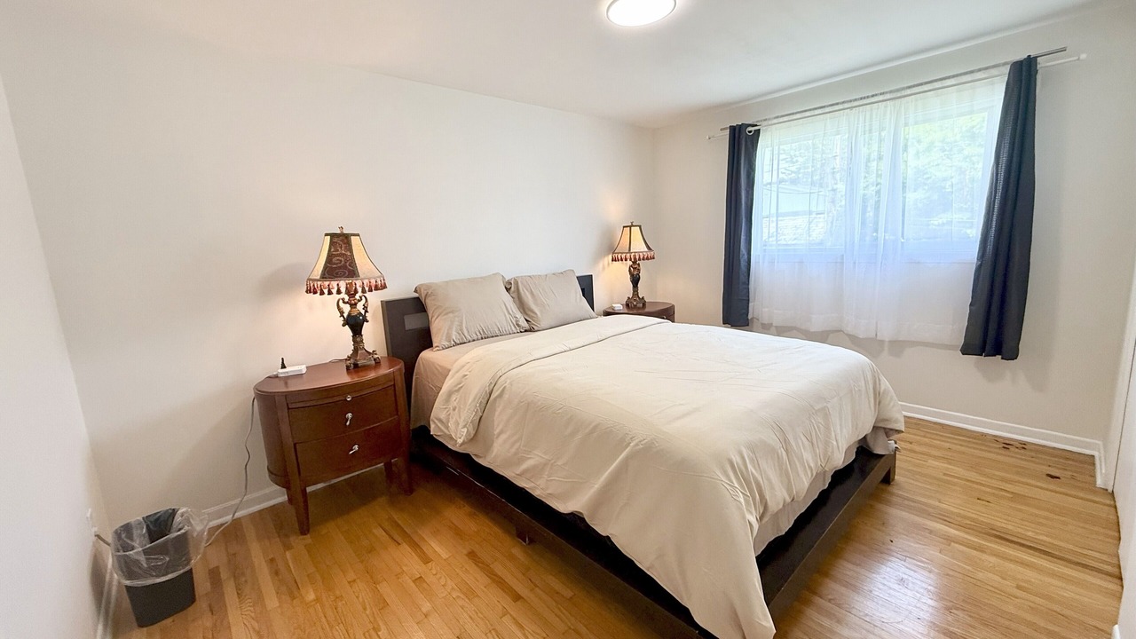 Photo of Bedroom in Saint-Hubert