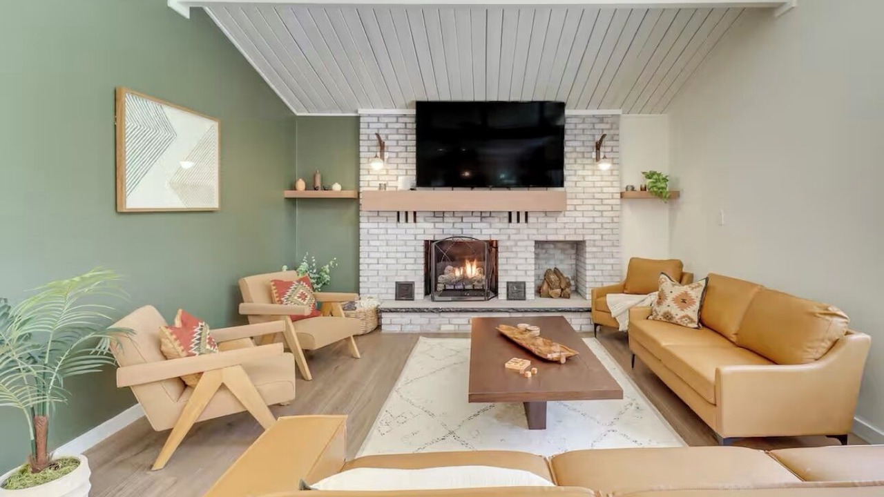 Photo of Livingroom in East Stroudsburg