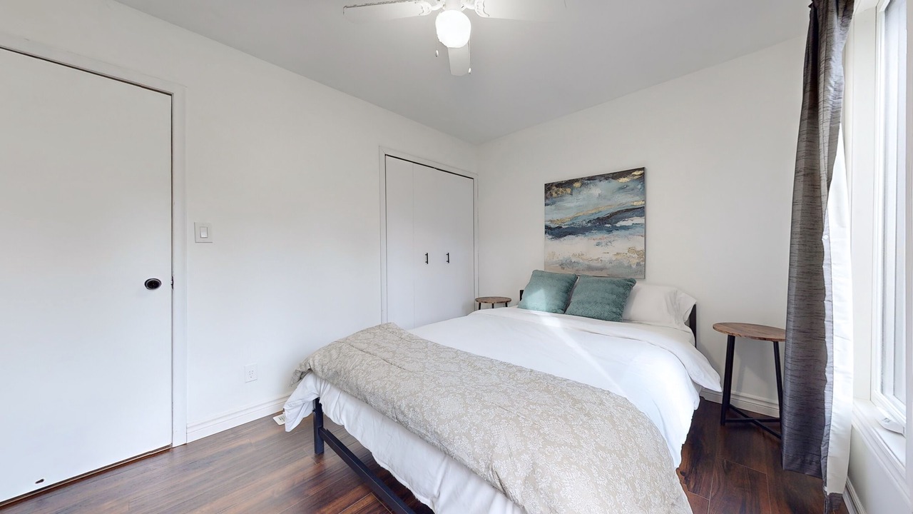 Photo of Bedroom in Port Franks