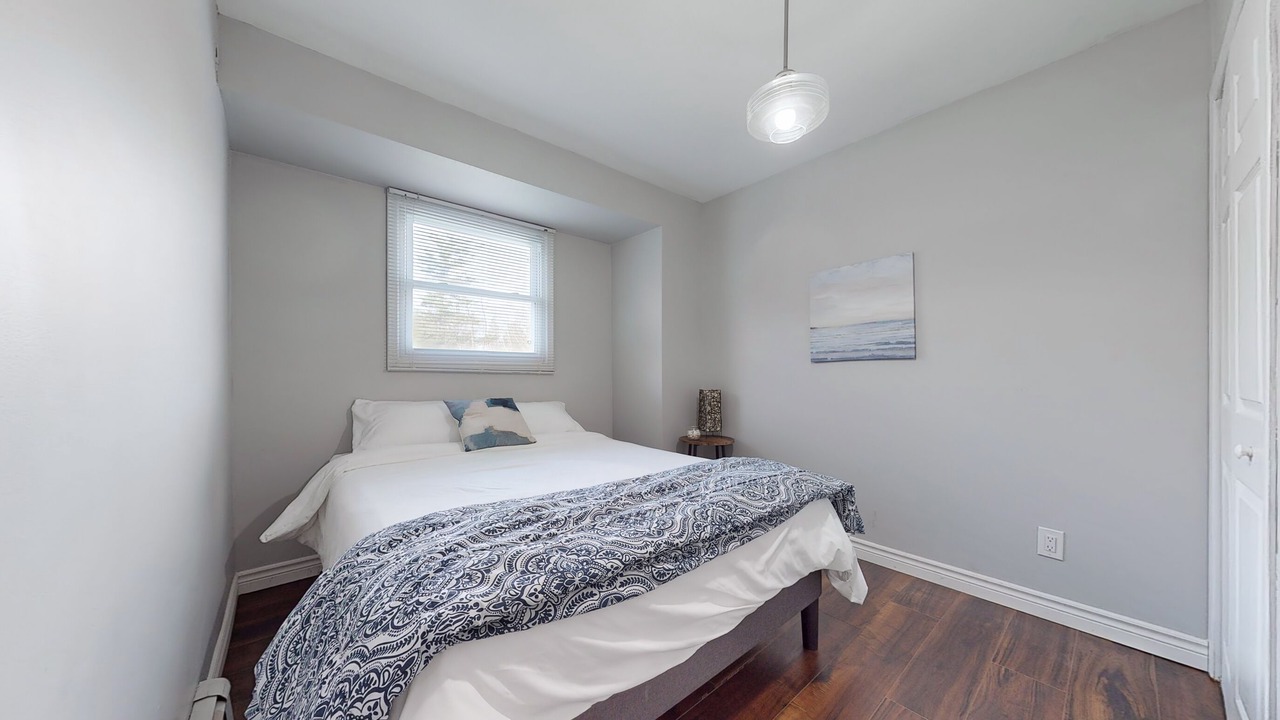 Photo of Bedroom in Port Franks