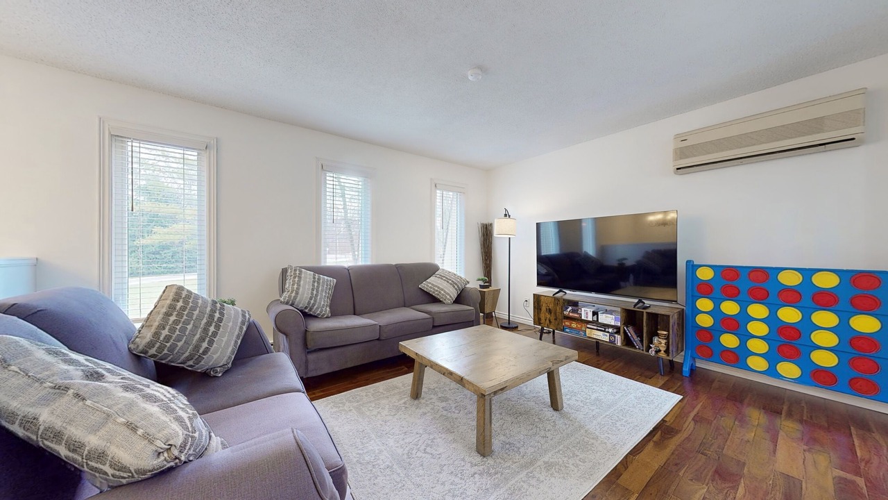 Photo of Livingroom in Port Franks