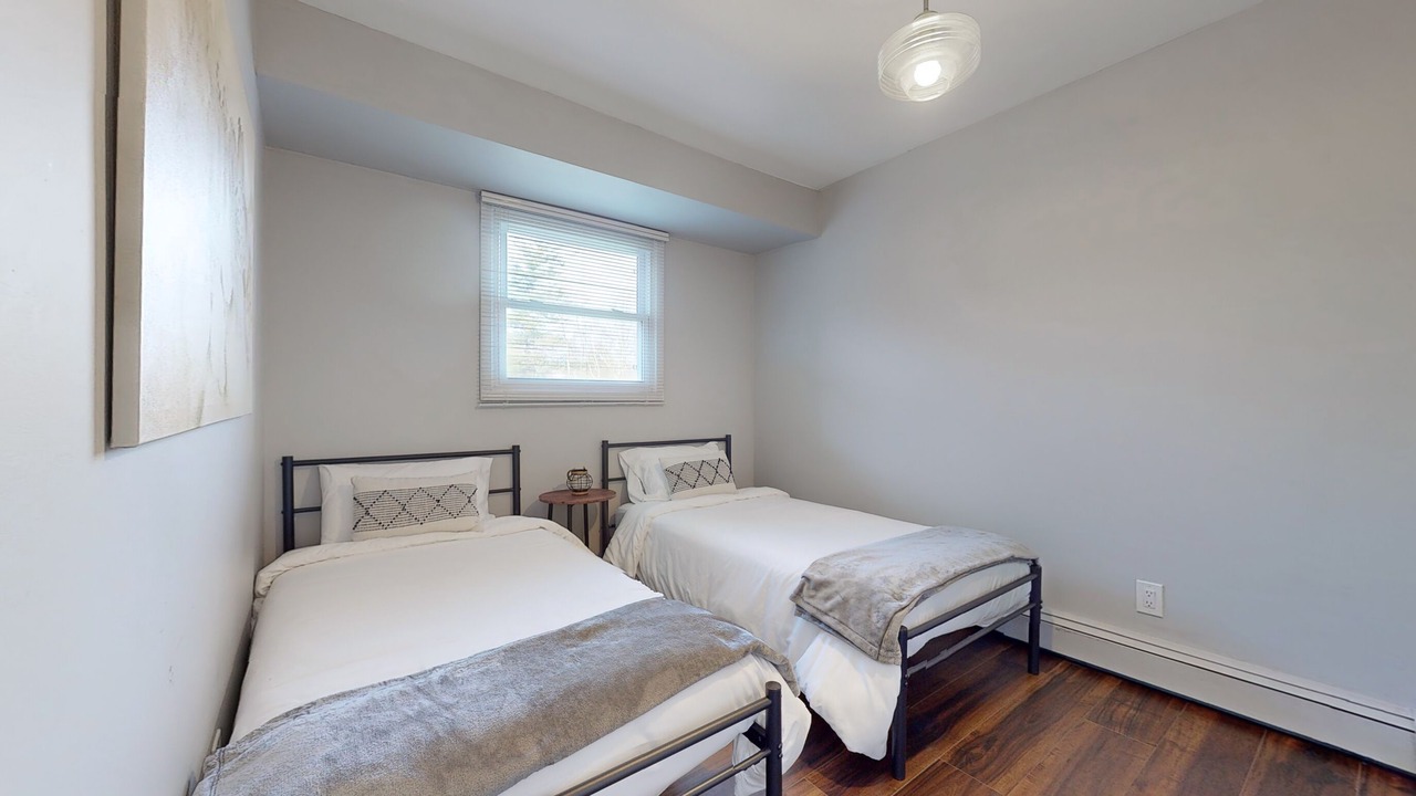 Photo of Bedroom in Port Franks