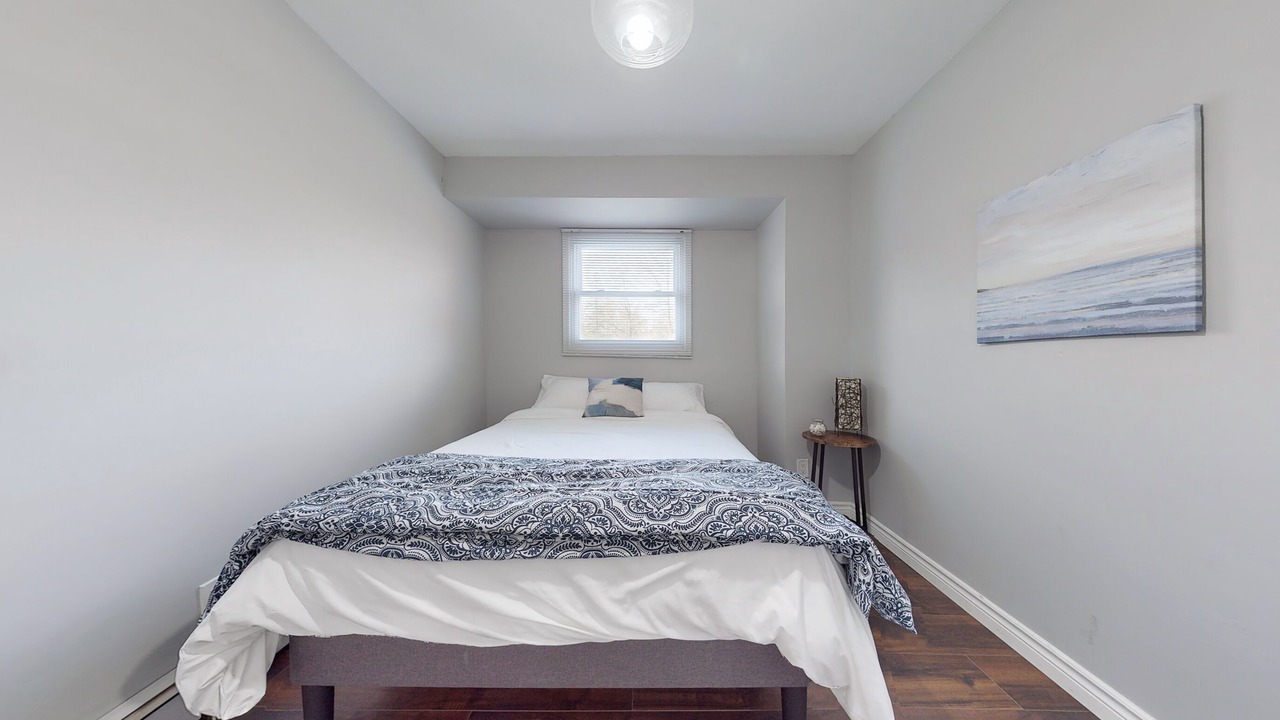 Photo of Bedroom in Port Franks