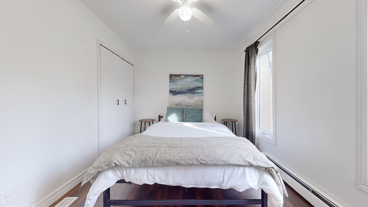 Photo of Bedroom in Port Franks