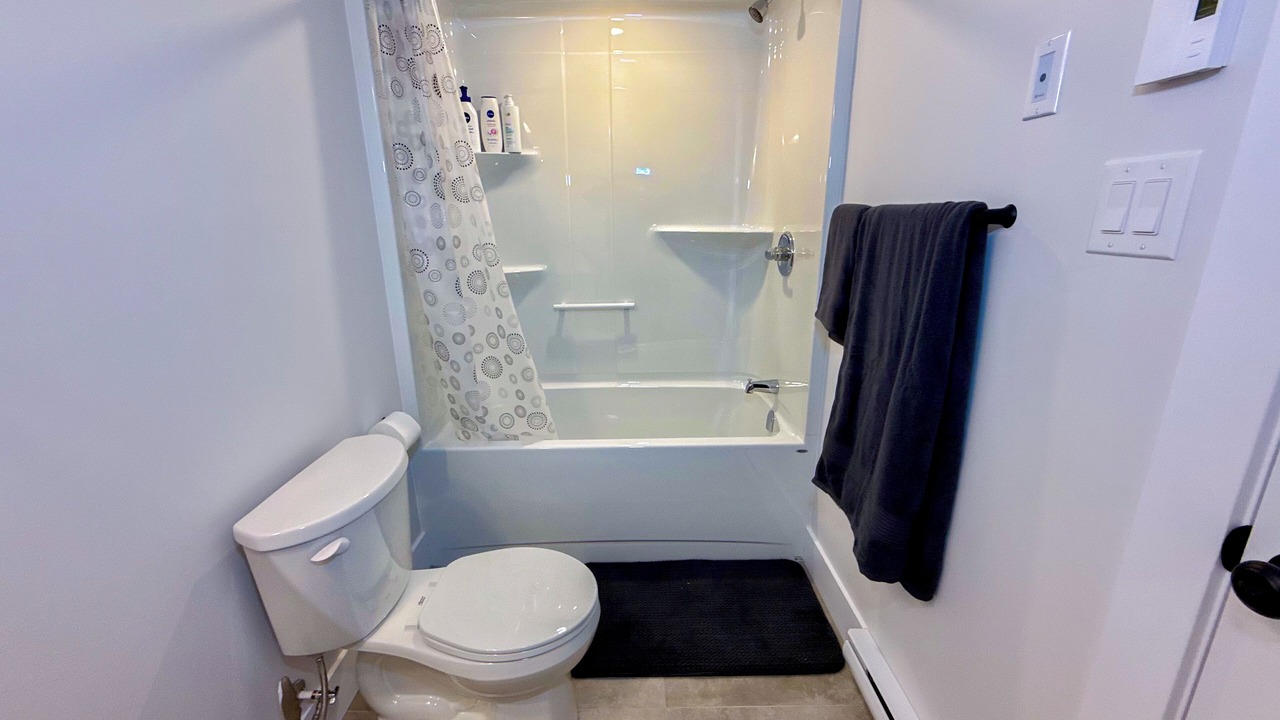 Photo of Bathroom in Dieppe