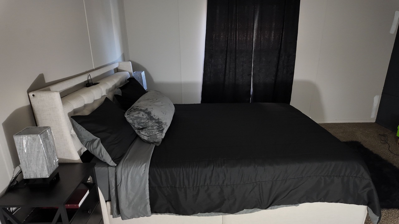 Photo of Bedroom in Romulus