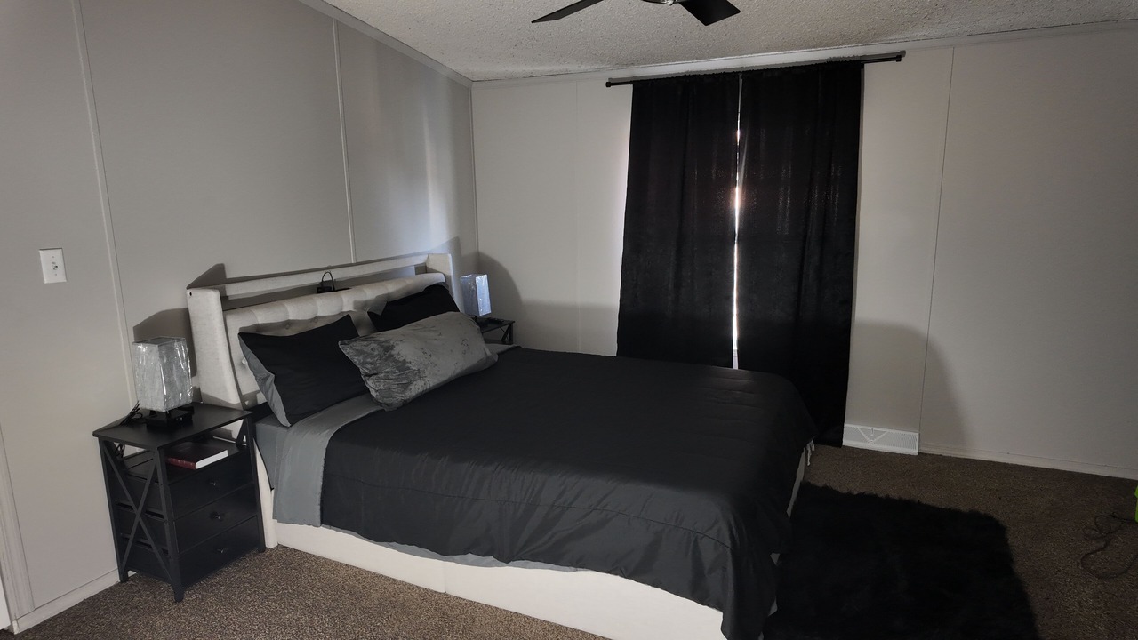 Photo of Bedroom in Romulus