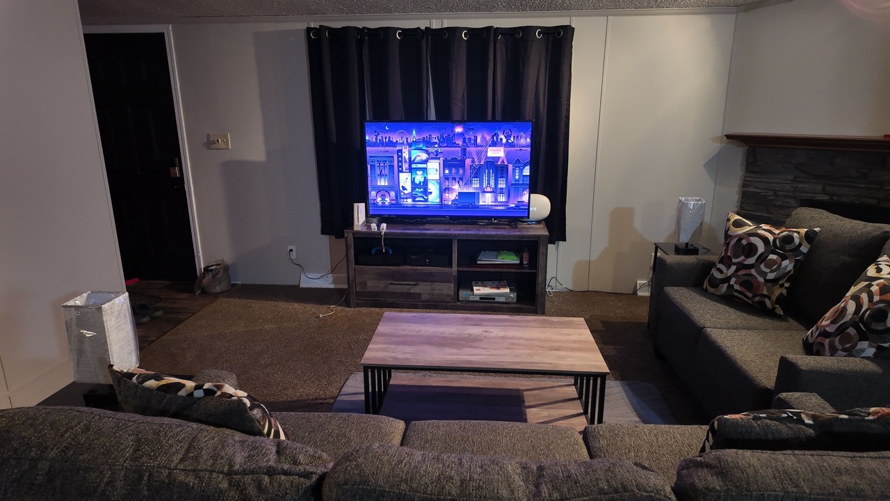Photo of Livingroom in Romulus