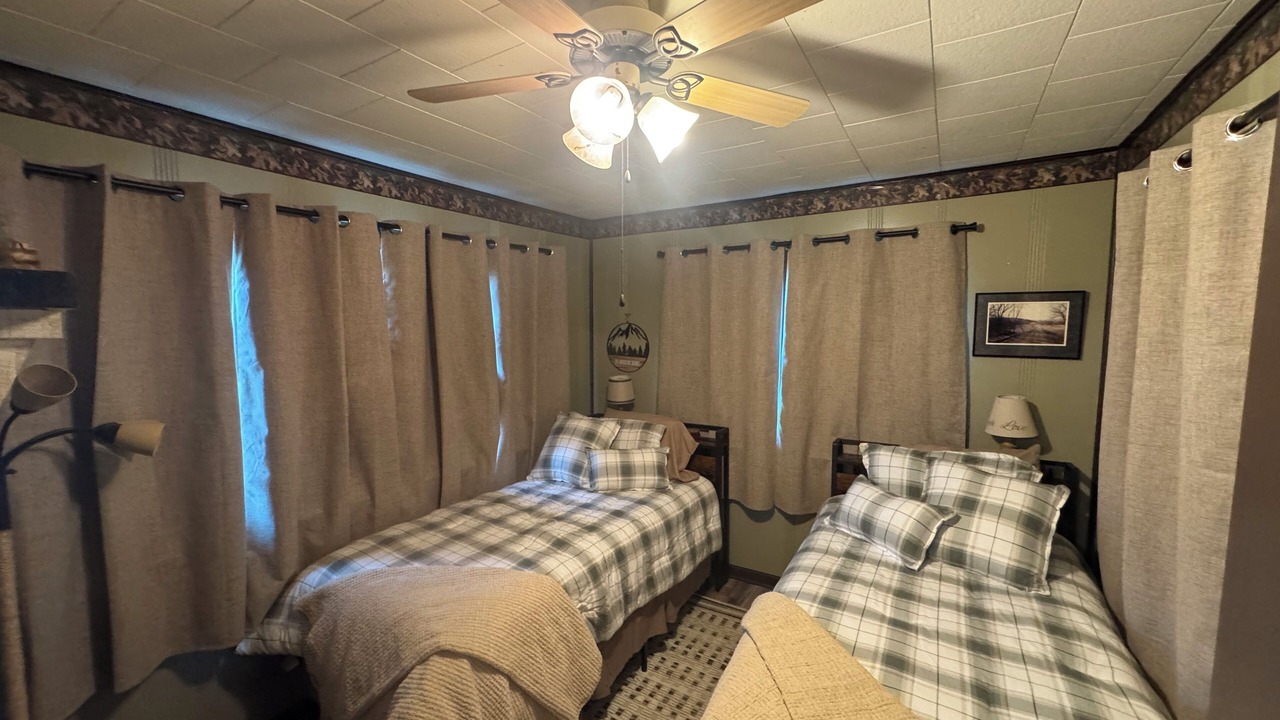 Photo of Bedroom in Spencer