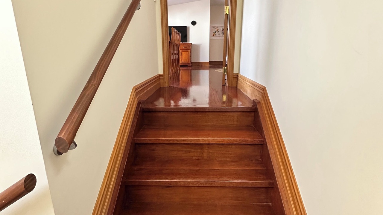 Photo of Others in Russell