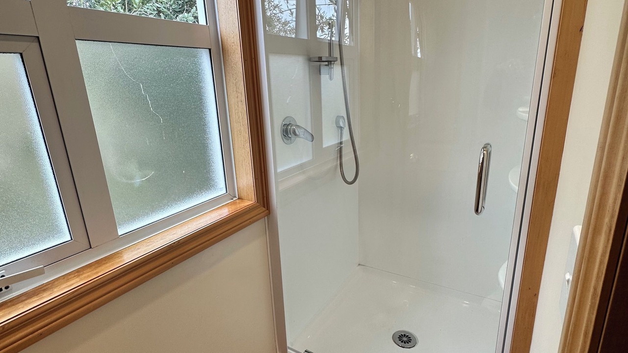 Photo of Bathroom in Russell