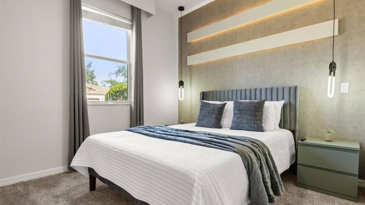 Photo of Bedroom in Crystal Cove