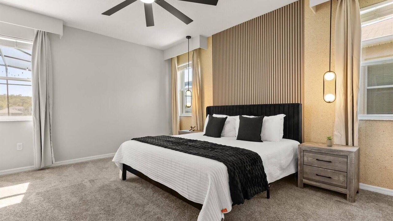 Photo of Bedroom in Crystal Cove
