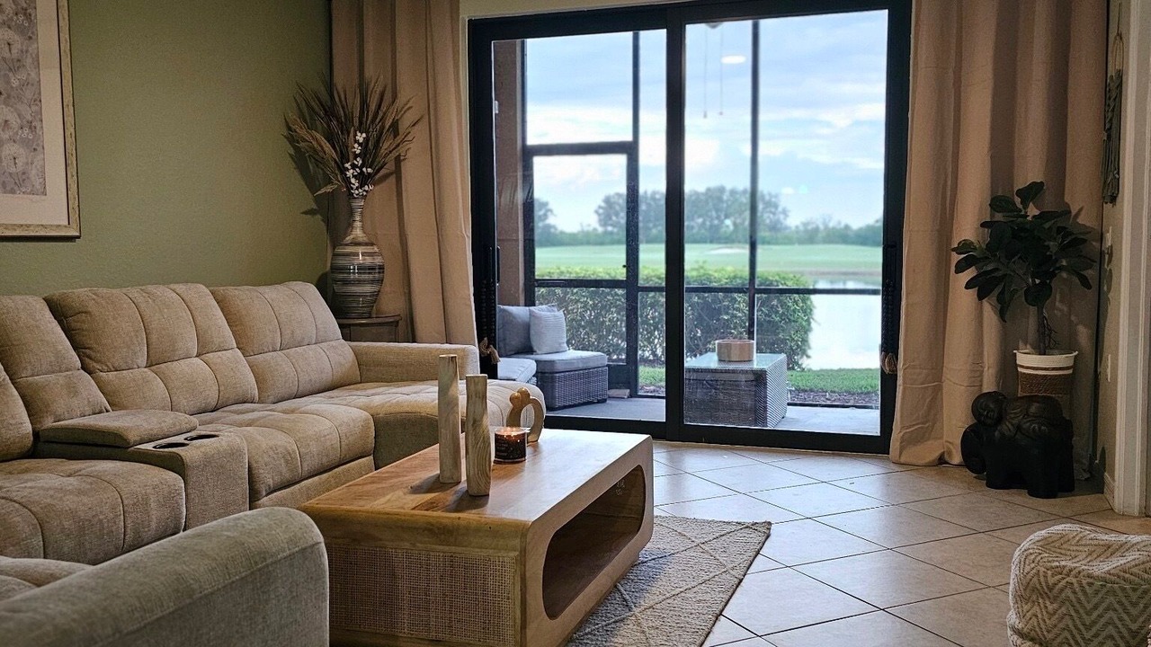 Photo of Livingroom in Bradenton