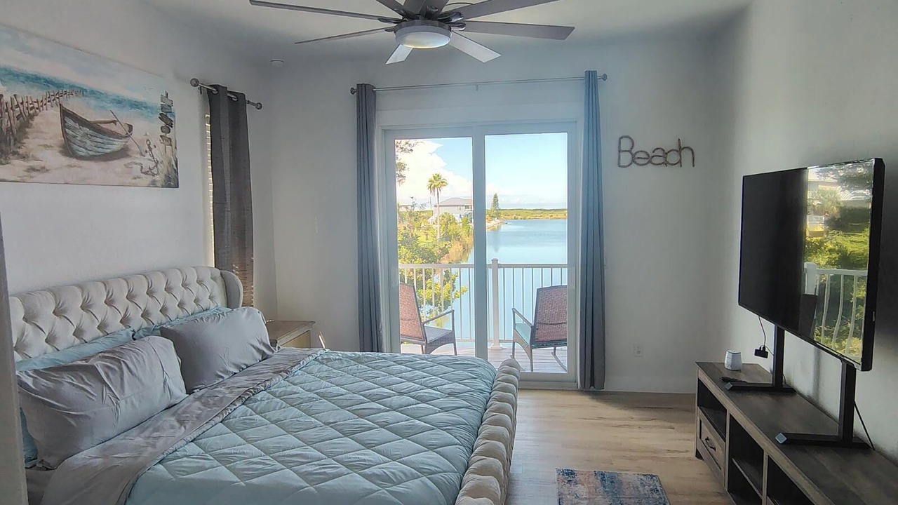 Photo of Bedroom in Spring Hill