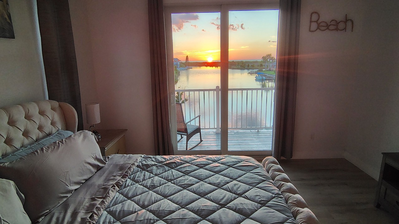 Photo of Bedroom in Spring Hill