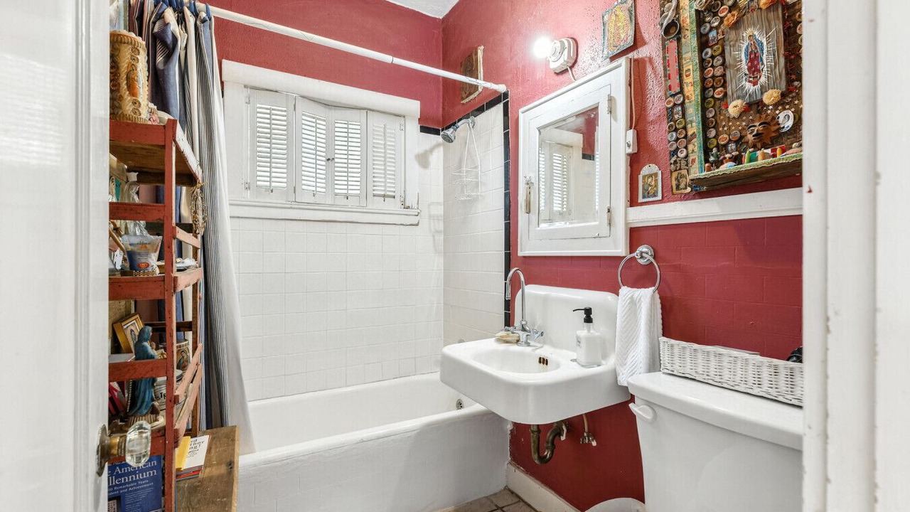 Photo of Bathroom in Alpine