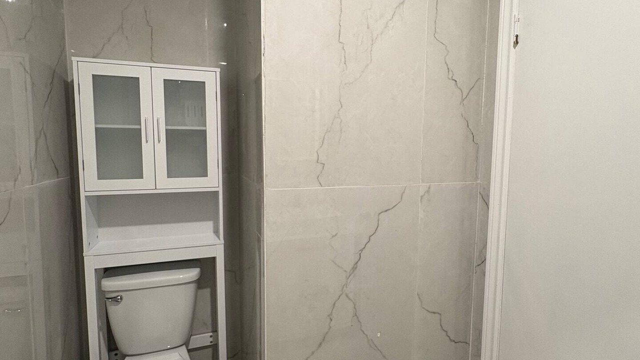 Photo of Bathroom in Cote-Des-Neiges—Notre-Dame-De-Grace