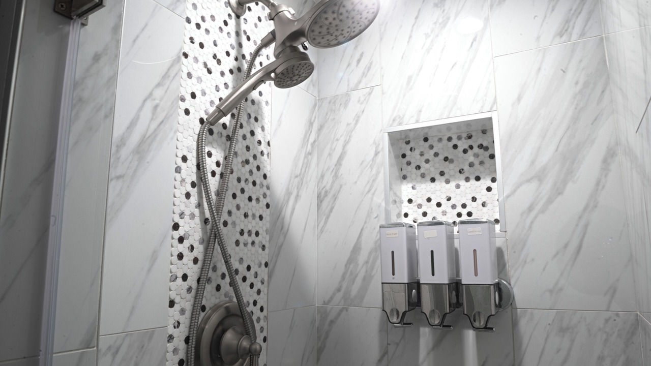 Photo of Bathroom in Lake Ridge