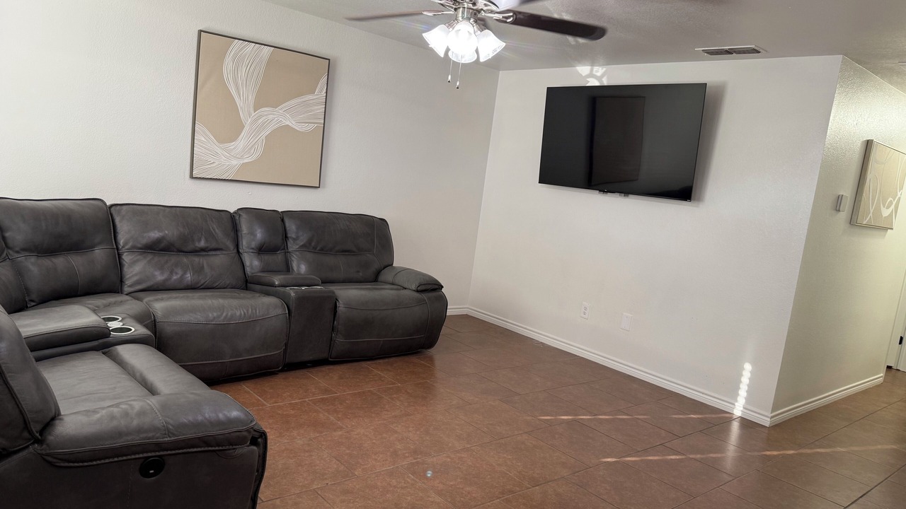 Photo of Livingroom in Odessa