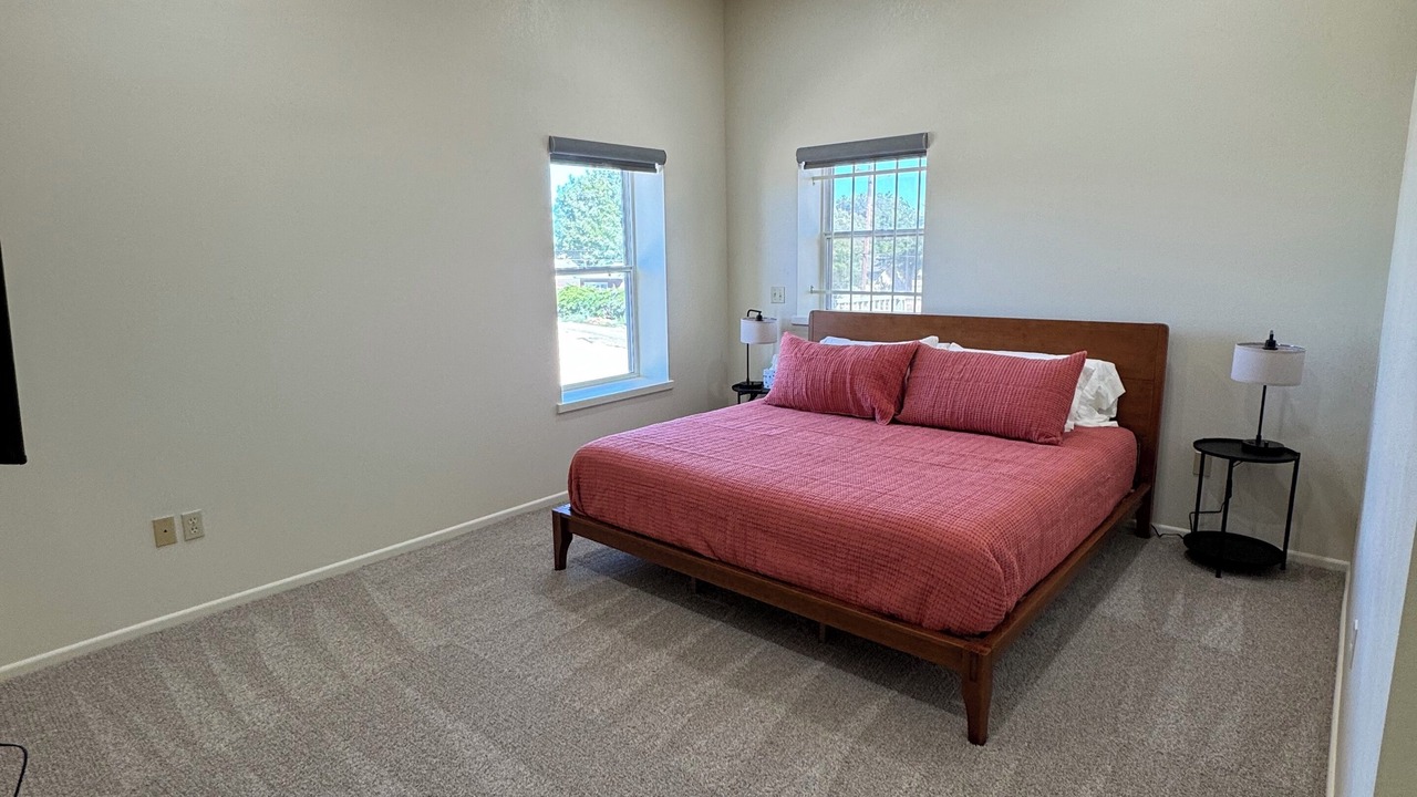 Photo of Bedroom in Roswell