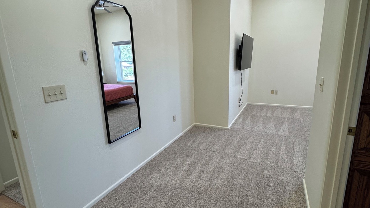 Photo of Bedroom in Roswell