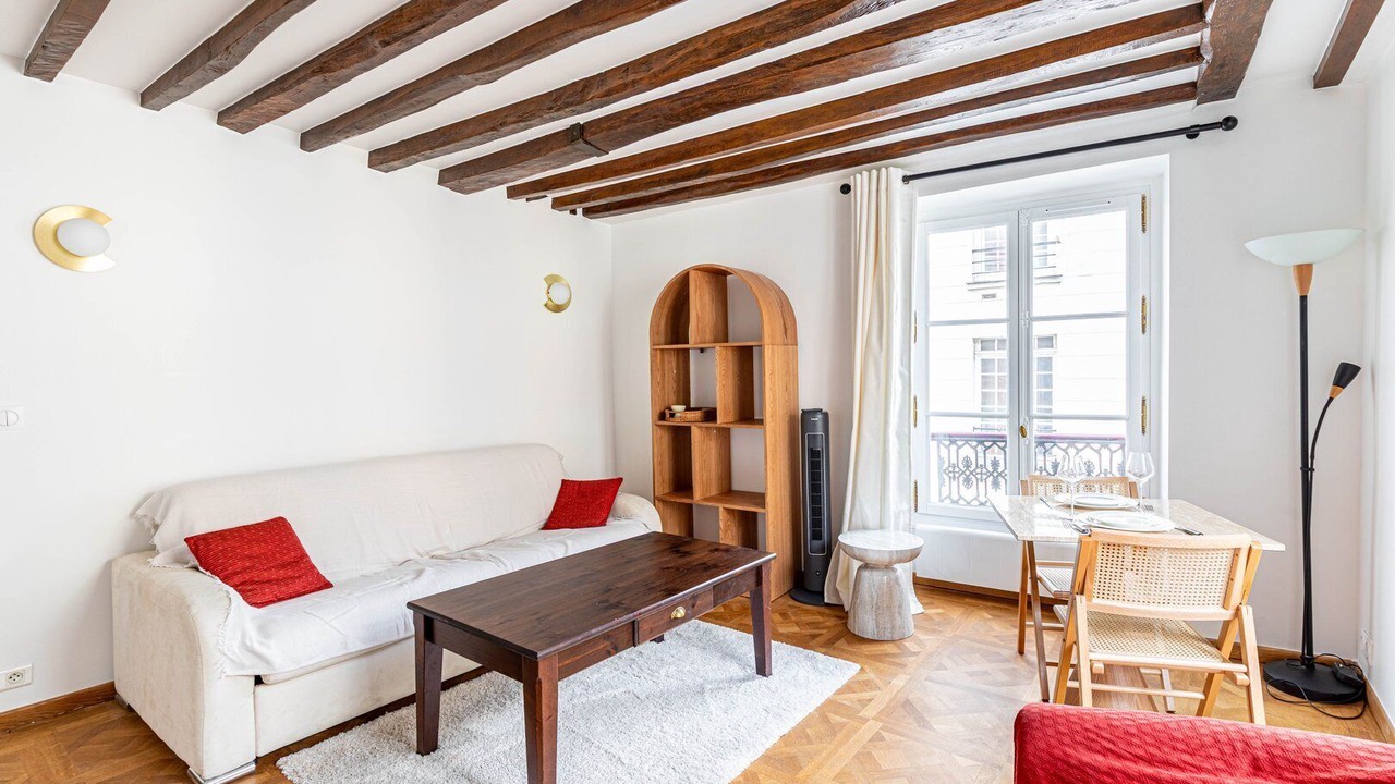 Photo of Livingroom in Arsenal