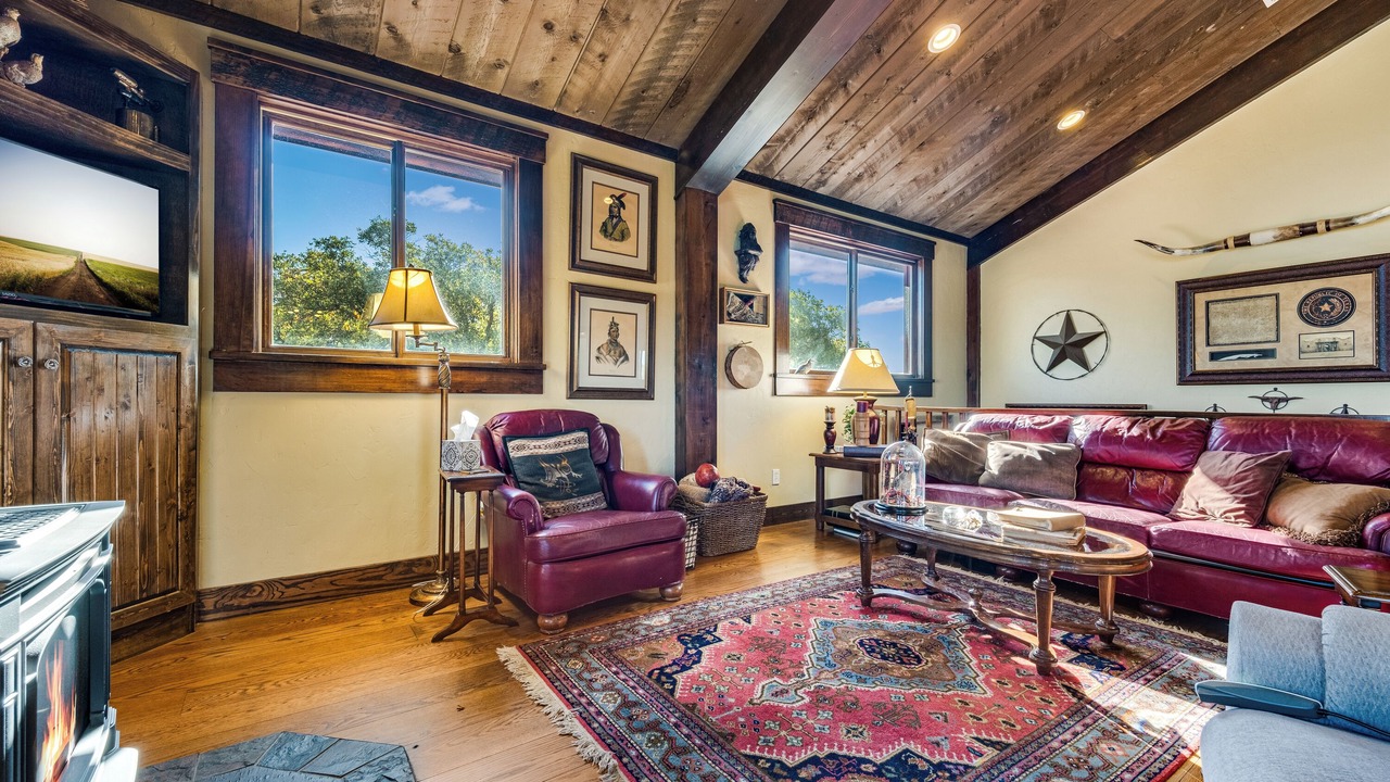 Photo of Livingroom in Mobeetie