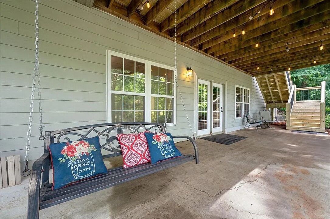 Photo of Patio Balcony in Saxony Forest