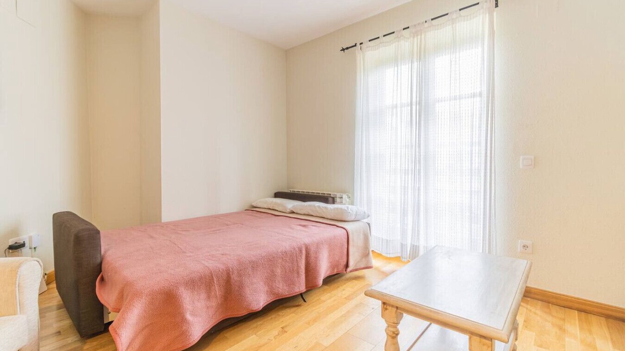 Photo of Bedroom in Linsoles