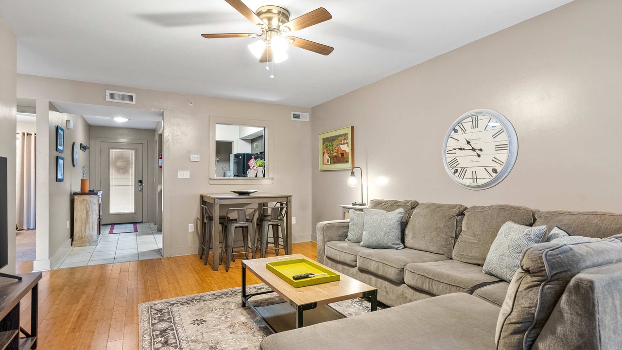 Photo of Livingroom in Fredericton