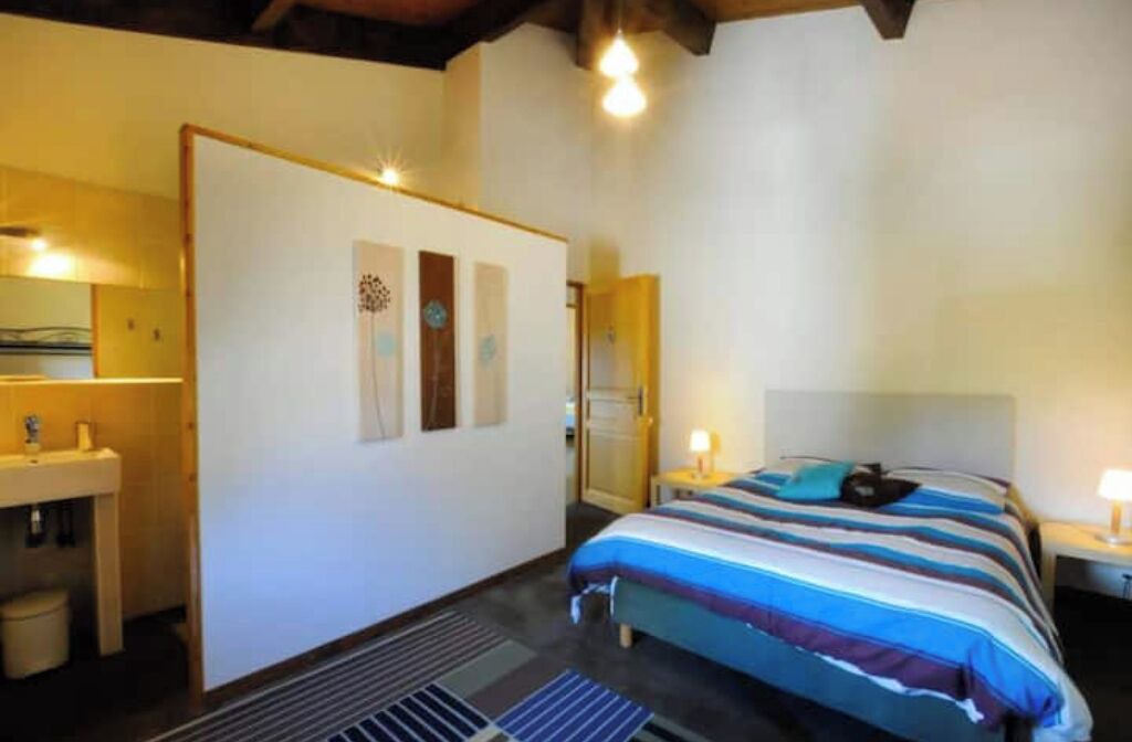 Photo of Bedroom in Rocher