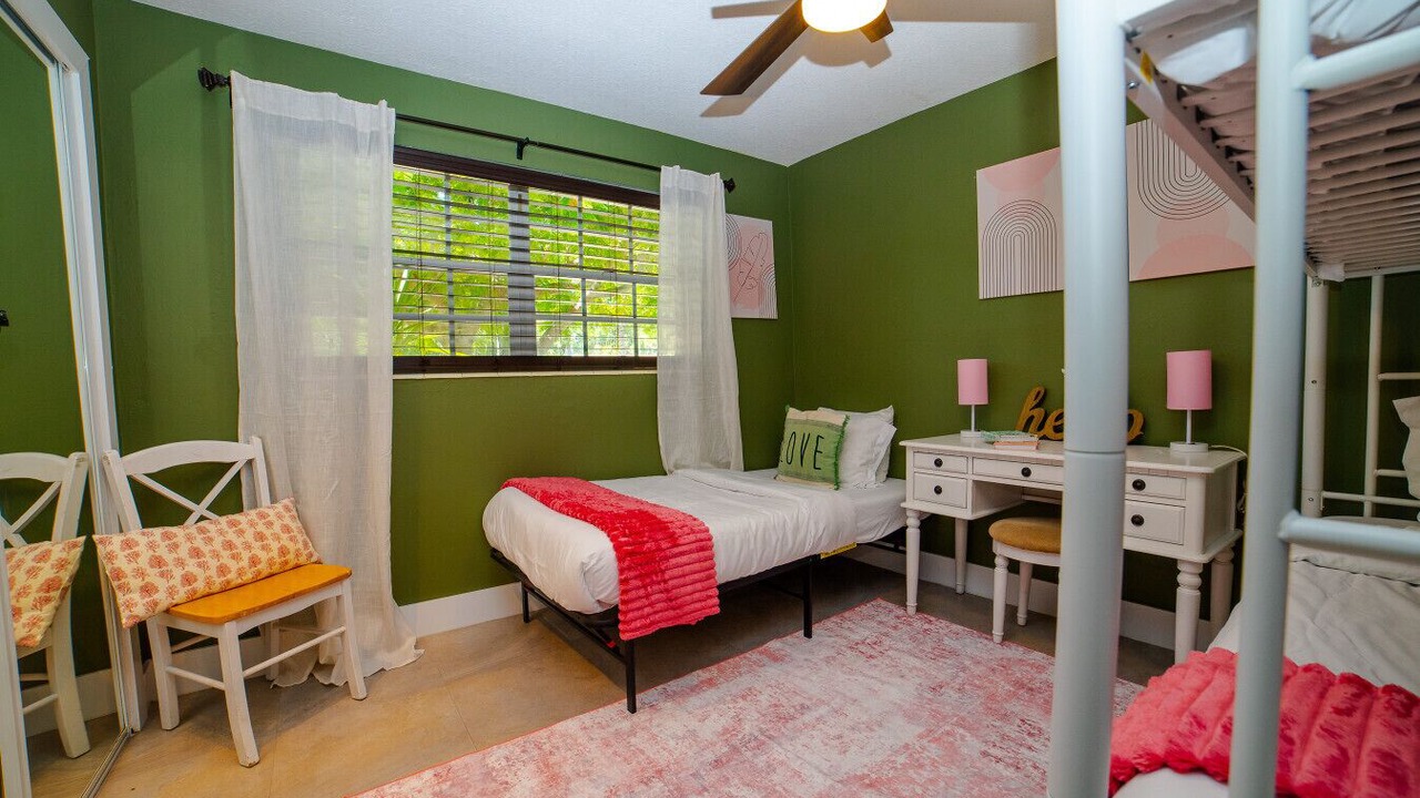 Photo of Bedroom in Edgewood