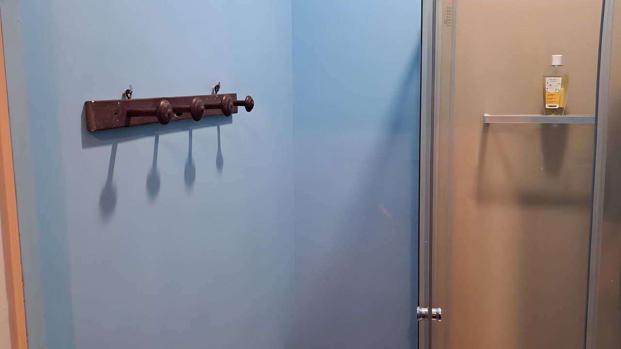 Photo of Bathroom in Roisel