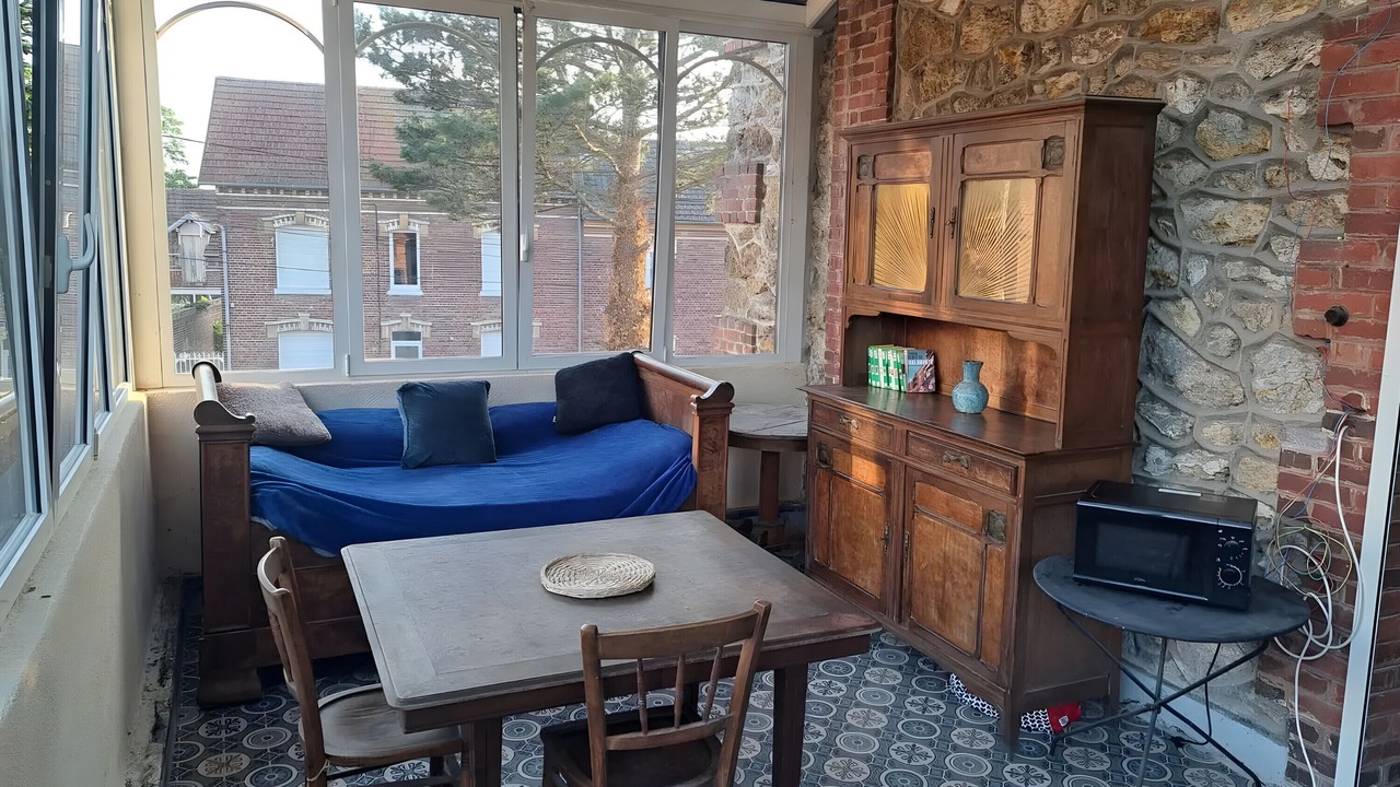 Photo of Livingroom in Roisel