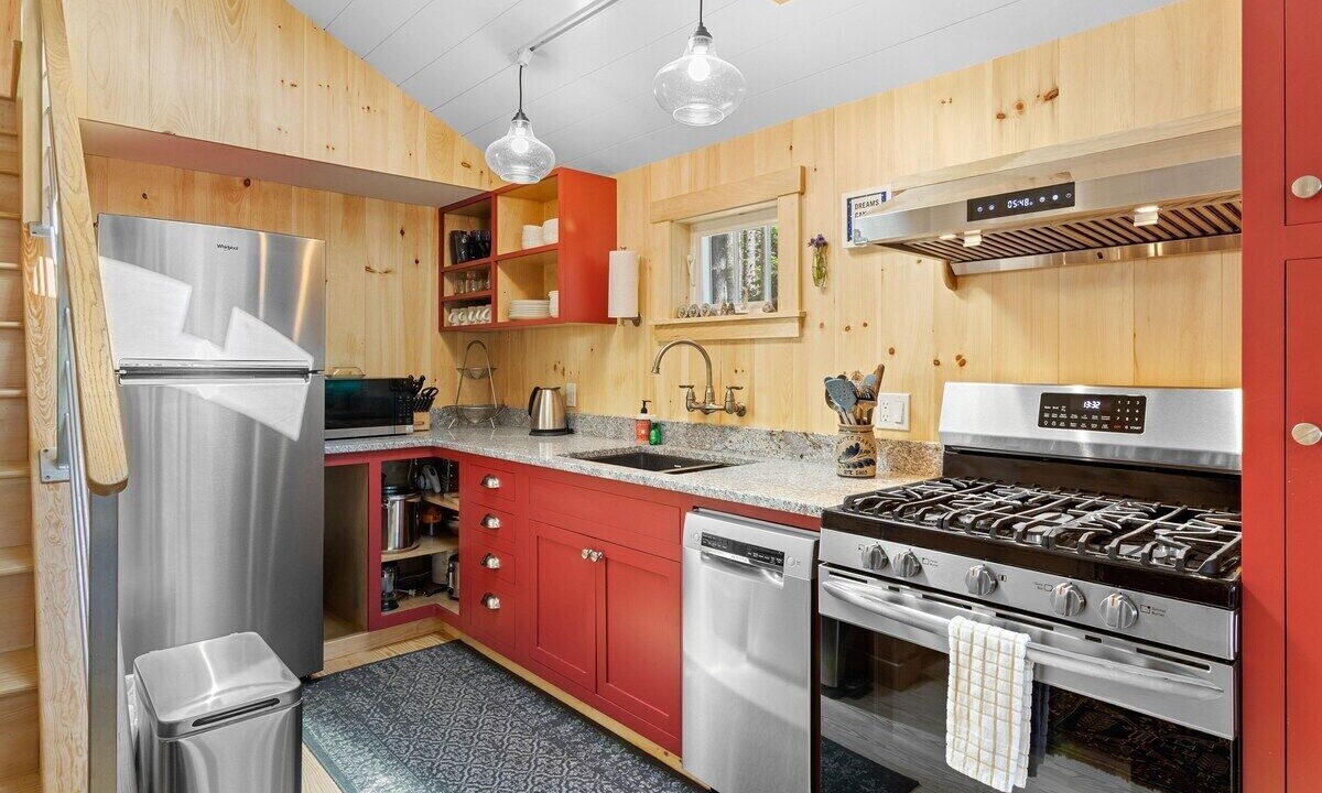 Photo of Kitchen in Saint George