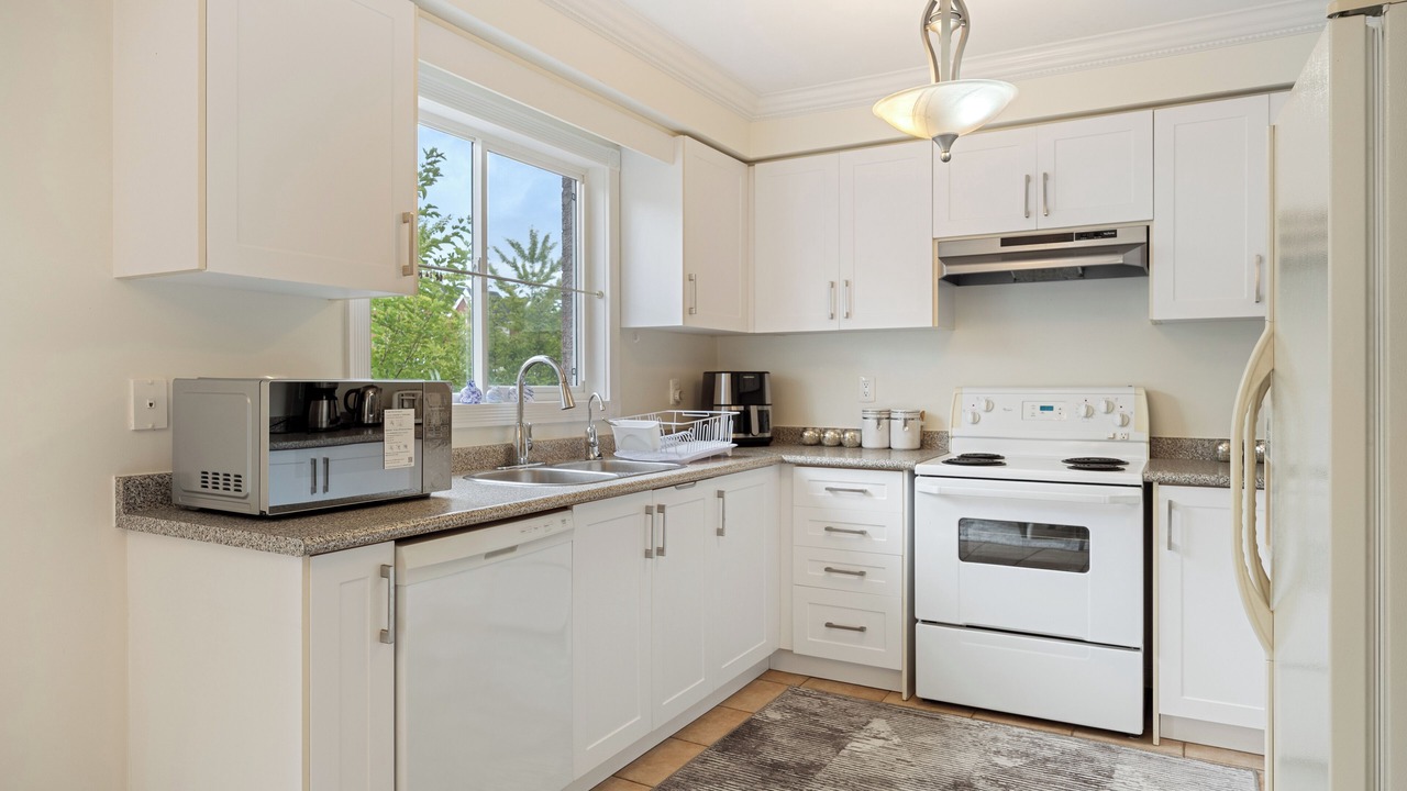 Photo of Kitchen in Bayview Glen