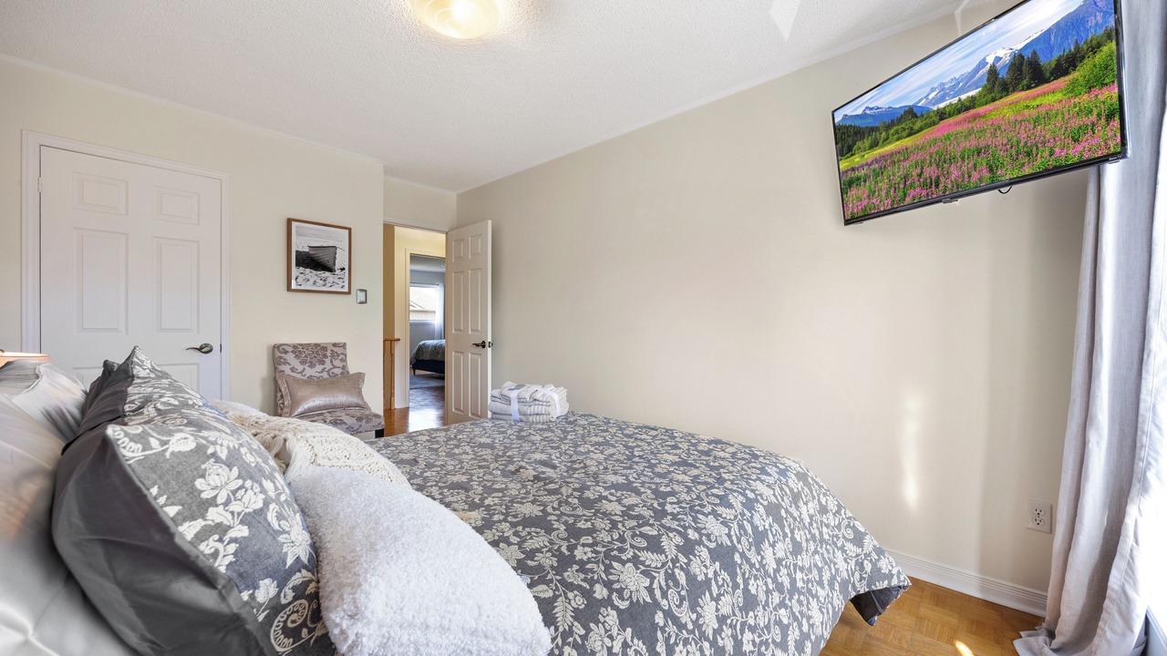 Photo of Bedroom in Bayview Glen