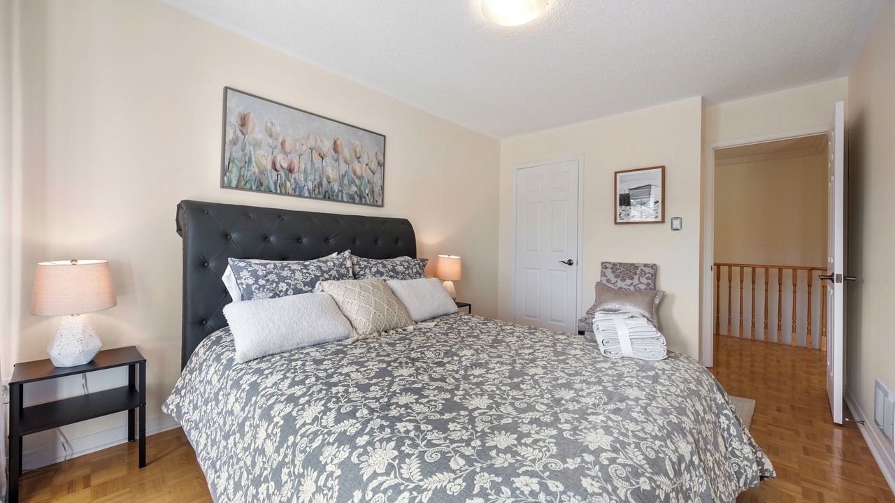 Photo of Bedroom in Bayview Glen