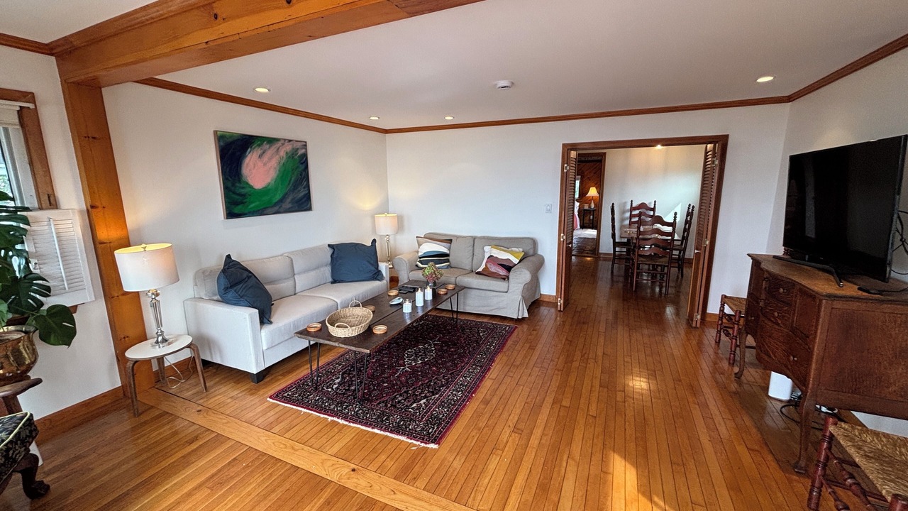 Photo of Livingroom in Fall River