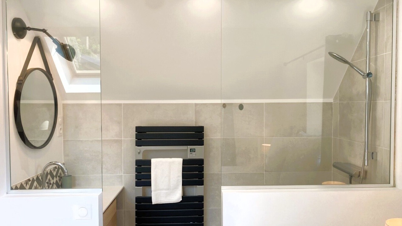 Photo of Bathroom in Vouvray