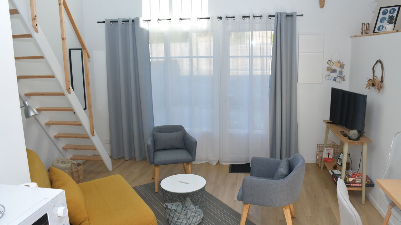 Photo of Livingroom in Carolles