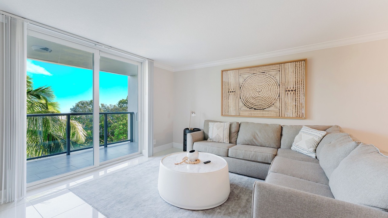 Photo of Livingroom in Boca Raton