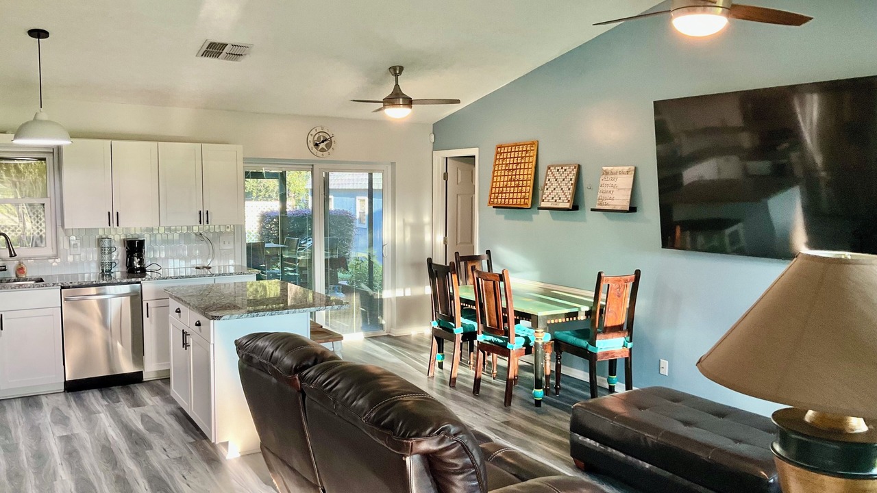 Photo of Livingroom in Sun 'N Lake