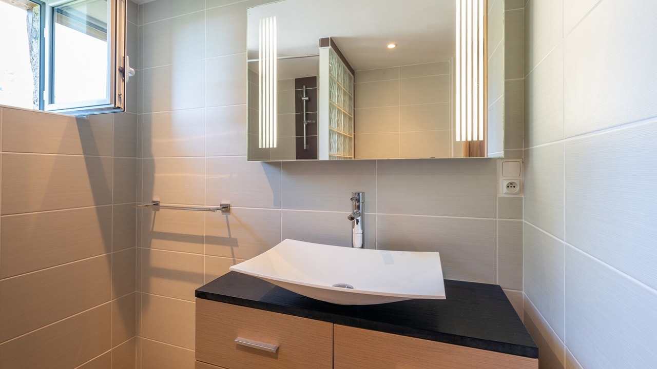 Photo of Bathroom in Castet