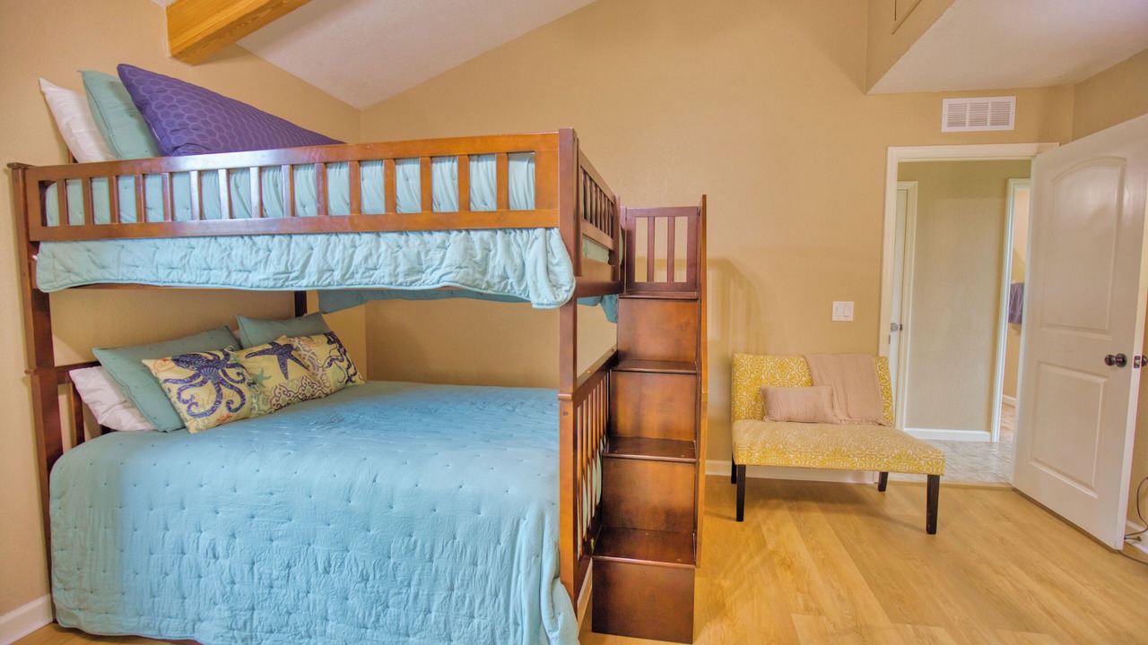 Photo of Bedroom in Englewood